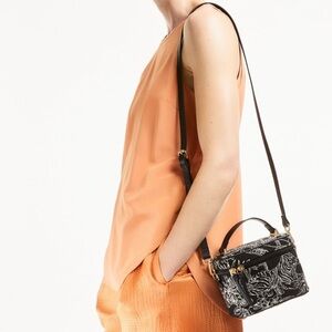 H&M JACQUARD WEAVE TOILE BAG‎